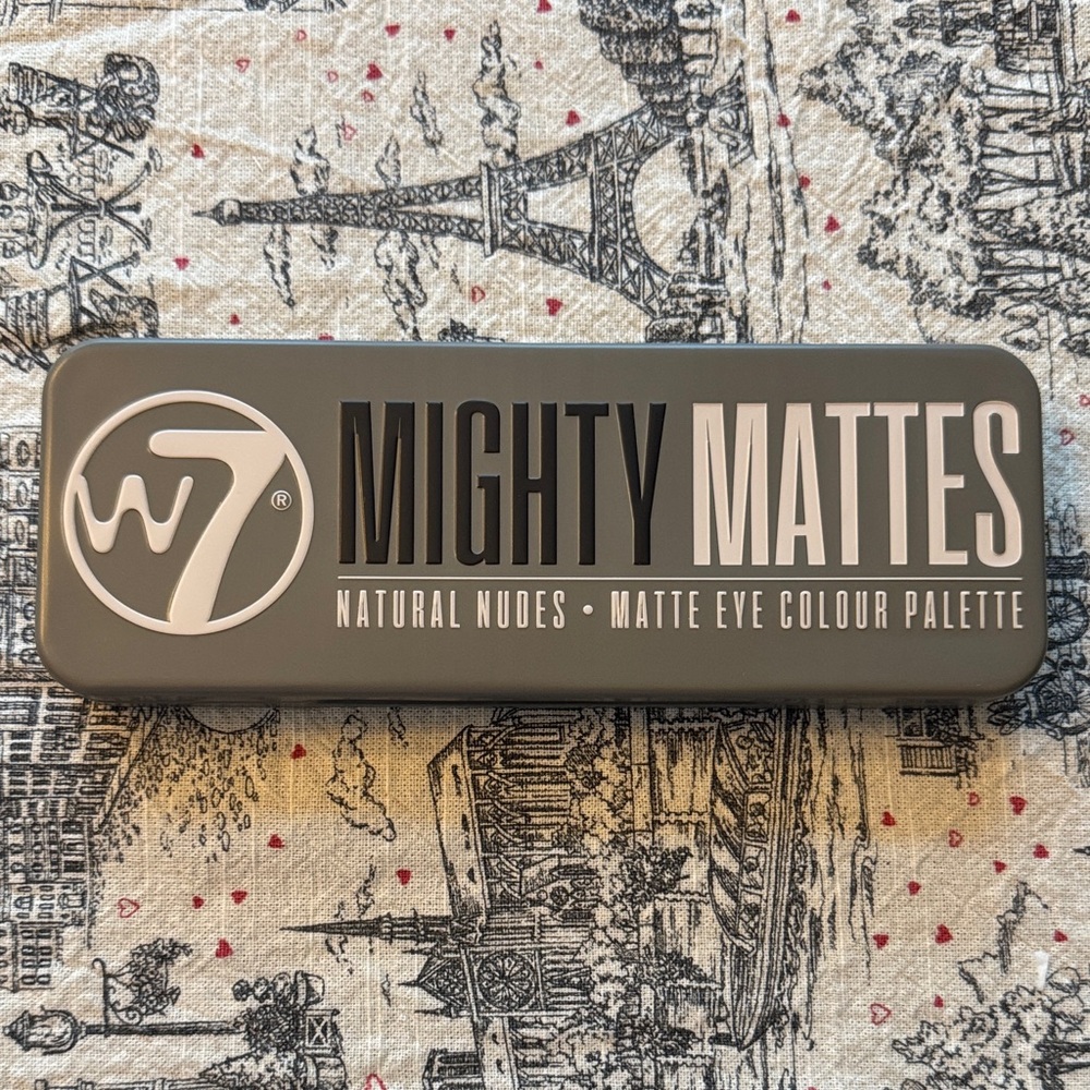 W7 Mighty Mattes Natural Nudes Eyeshadow Palette